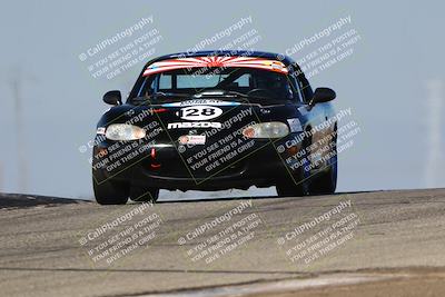 media/Oct-26-2025-CalClub SCCA (Sun) [[8ce1e69566]]/Group 5/Grapevine/